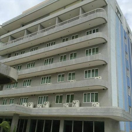 Hotel Kan Kanchanaburi Buitenkant foto