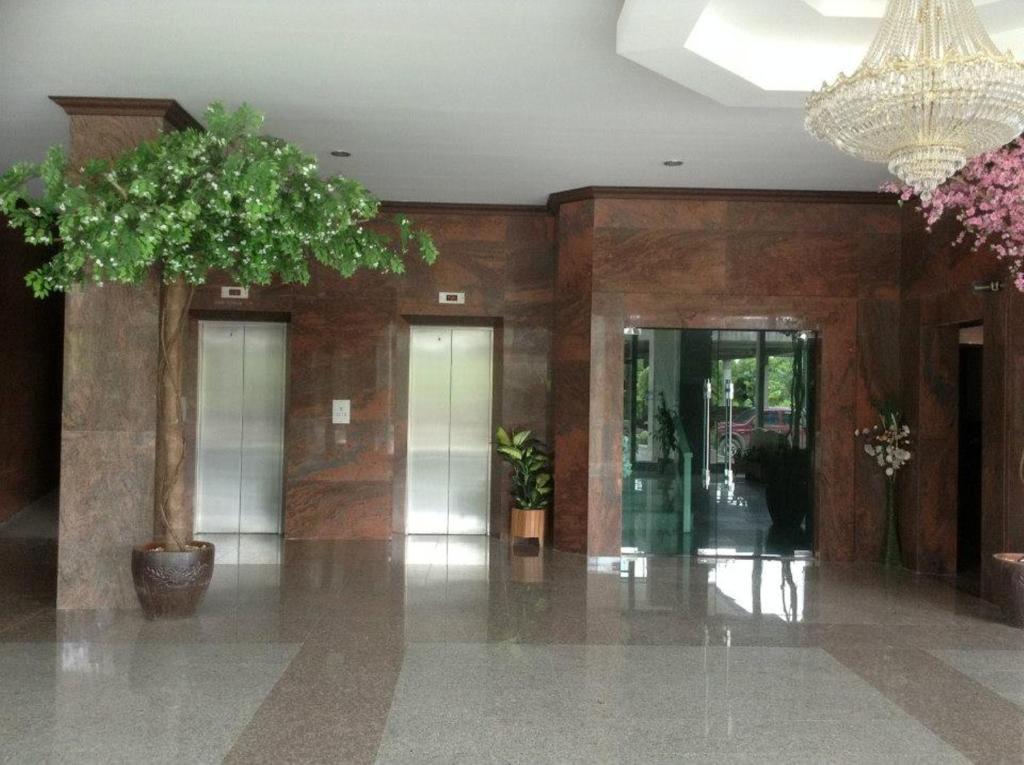 Hotel Kan Kanchanaburi Buitenkant foto