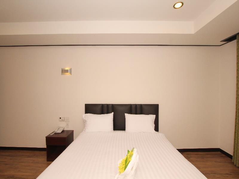 Hotel Kan Kanchanaburi Buitenkant foto