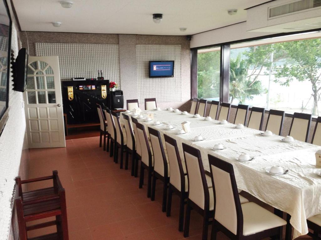 Hotel Kan Kanchanaburi Buitenkant foto